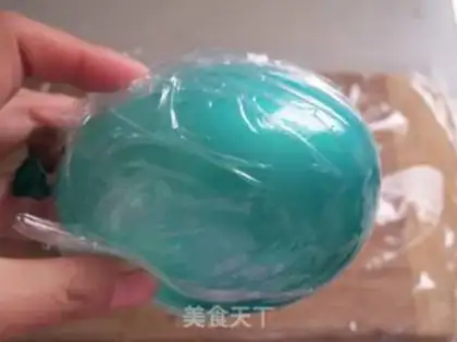 Make Chocolate bowl step 2