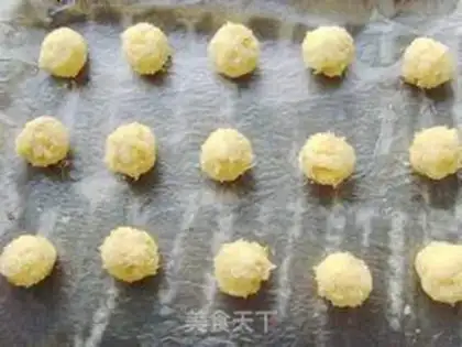 Make Appleball step 11