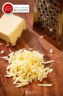 Make Cheese omelet step 1
