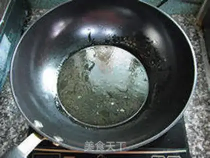 Make Cleaning up the hand lion step 15