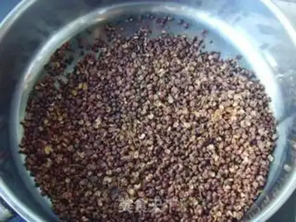 Make Spicy sauerkraut step 1