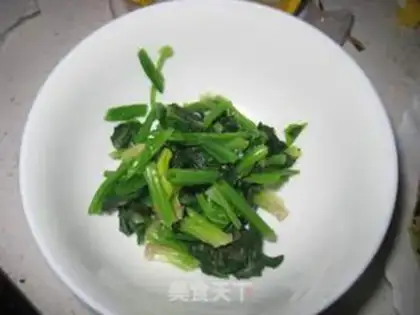 Make Tuna egg spinach rolls step 0