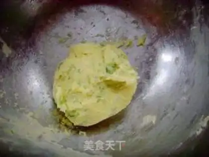 Make Onion cookies step 8