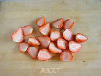 Make A poignant fruit platter step 4