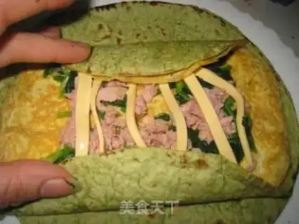 Make Tuna egg spinach rolls step 7