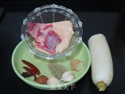 Make The radish stew step 0