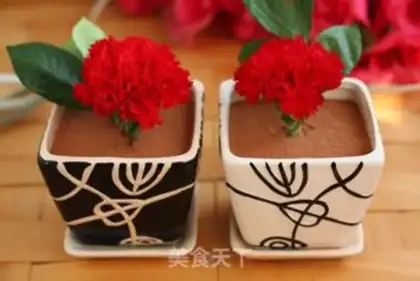 Make Flower pot mousse cake step 17