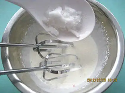 Make Butter fruit cake step 3