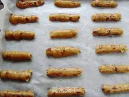 Make Cranberry finger cookies step 10