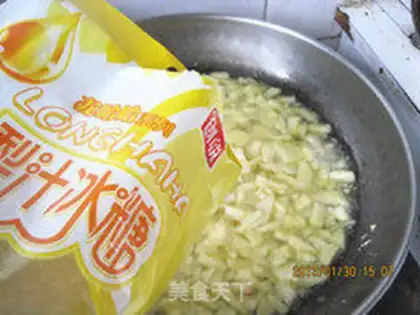 Make Homemade apple sauce step 3