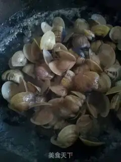 Make Onion clams step 1