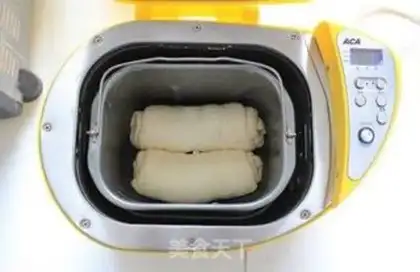 Make Bacon roll step 4