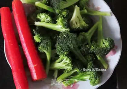 Make Fried broccoli step 0