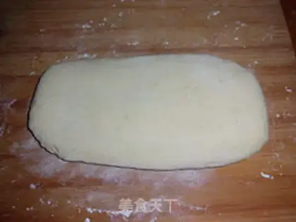 Make Meat pine rolls step 3