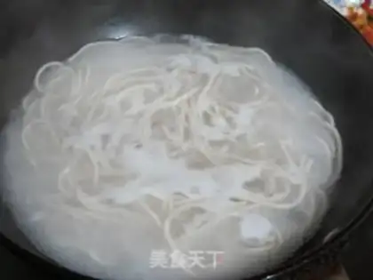 Make Squeeze noodles step 9