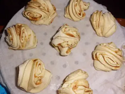 Make Meat pine rolls step 10