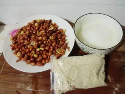 Make Homemade peanut sesame sugar step 0