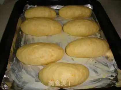 Make Seven cream pumpkin bread step 10