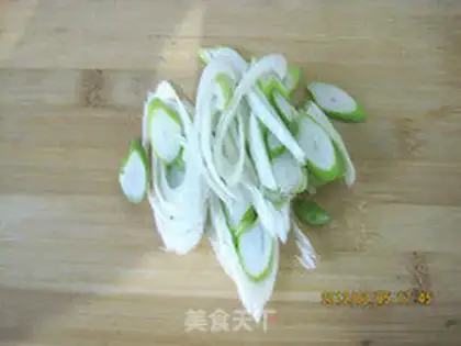 Make Fried yellow florist step 4