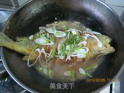 Make Fried yellow florist step 15