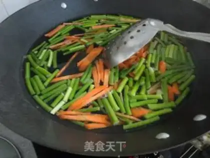 Make Garlic fried tofu step 1