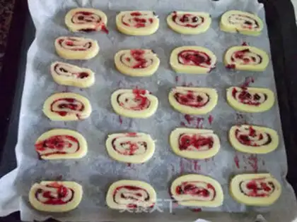 Make Black gallon jam cookies step 6