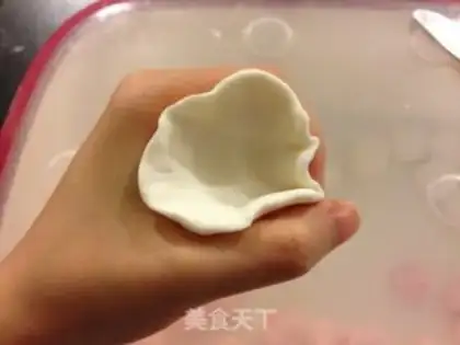 Make Cat claws step 10