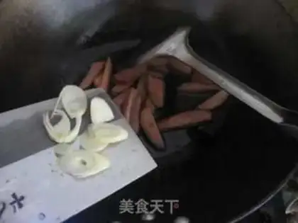 Make Celery fried sausage step 3