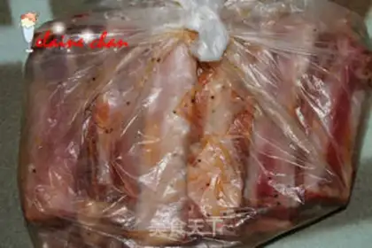 Make French black pepper pork chops step 1