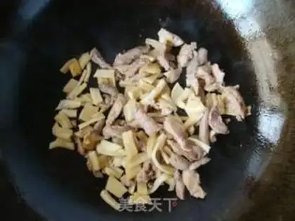 Make radish and fried meat step 4