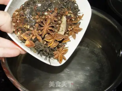Make Five spicy tea eggs step 2