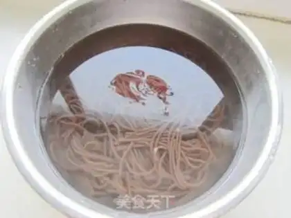 Make Spicy root powder step 2