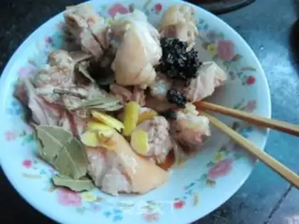 Make Three pigs