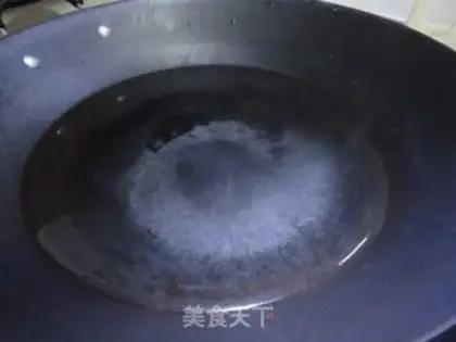 Make Pineapple noodles step 1