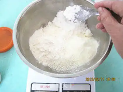 Make Milk and egg white cocoon ball step 2