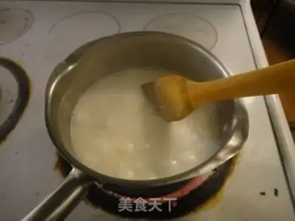 Make Italian marshmallow ice cream step 4