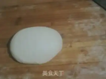 Make Frozen mushroom pork dumplings step 5