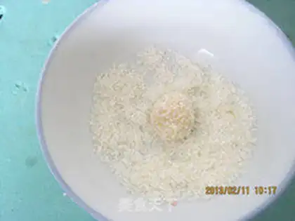 Make Milk and egg white cocoon ball step 9