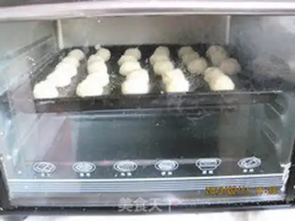 Make Milk and egg white cocoon ball step 11