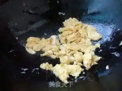 Make Eggs and spinach step 3