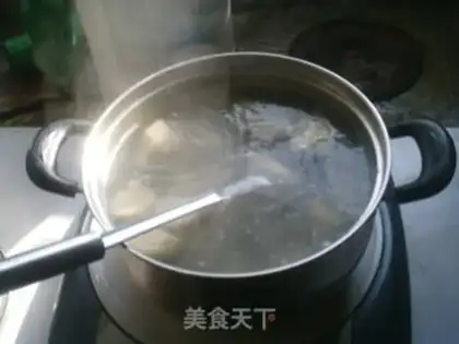 Make Frozen mushroom pork dumplings step 11