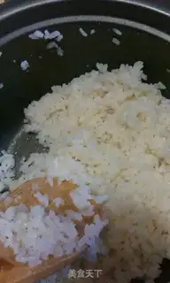 Make Pickle pine sushi step 0
