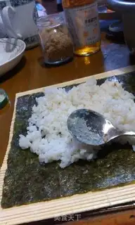 Make Pickle pine sushi step 3