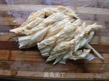 Make Scrambled cabbage step 1