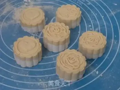 Make Gold and silver cakes step 11