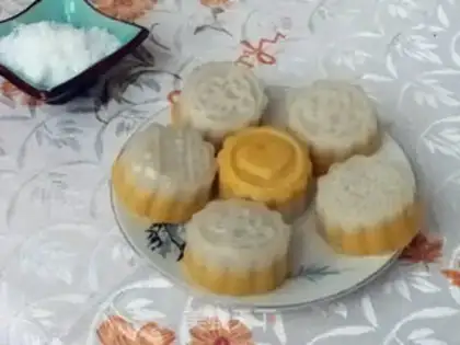 Make Gold and silver cakes step 13
