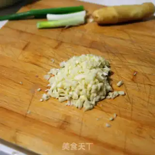 Make Garlic fan floss step 4