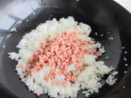 Make Pumpkin ham and egg fried rice step 6
