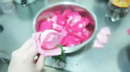 Make Rose candy step 2