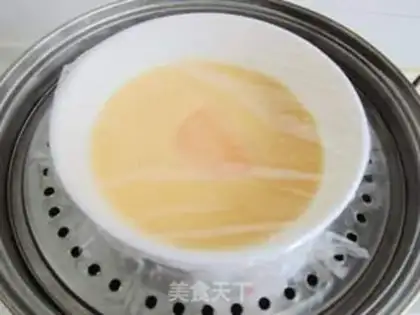Make Cucumber milk steamed eggs step 9